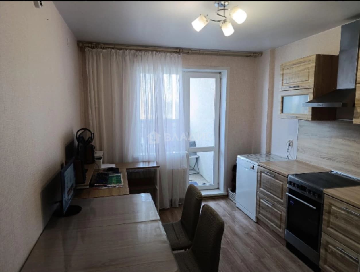 Photo 1