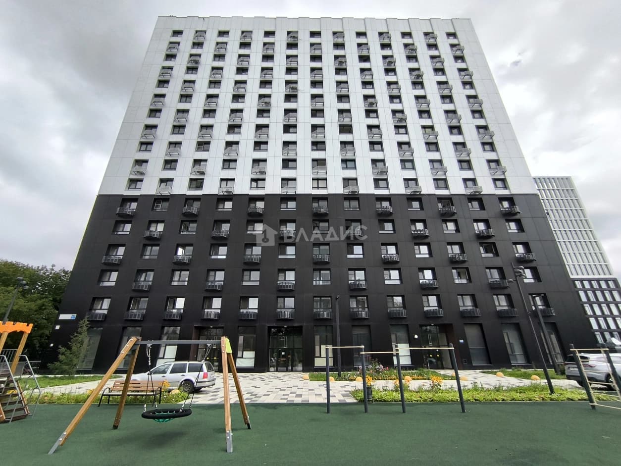Photo 11