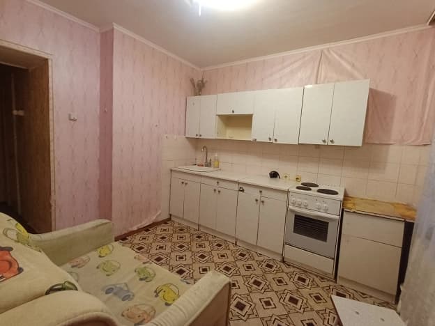 Купить квартиру на 1 этаже на вторичке в Бердске. Вариант № 2210968, 0, площадь - квм, цена 3750000 рублей