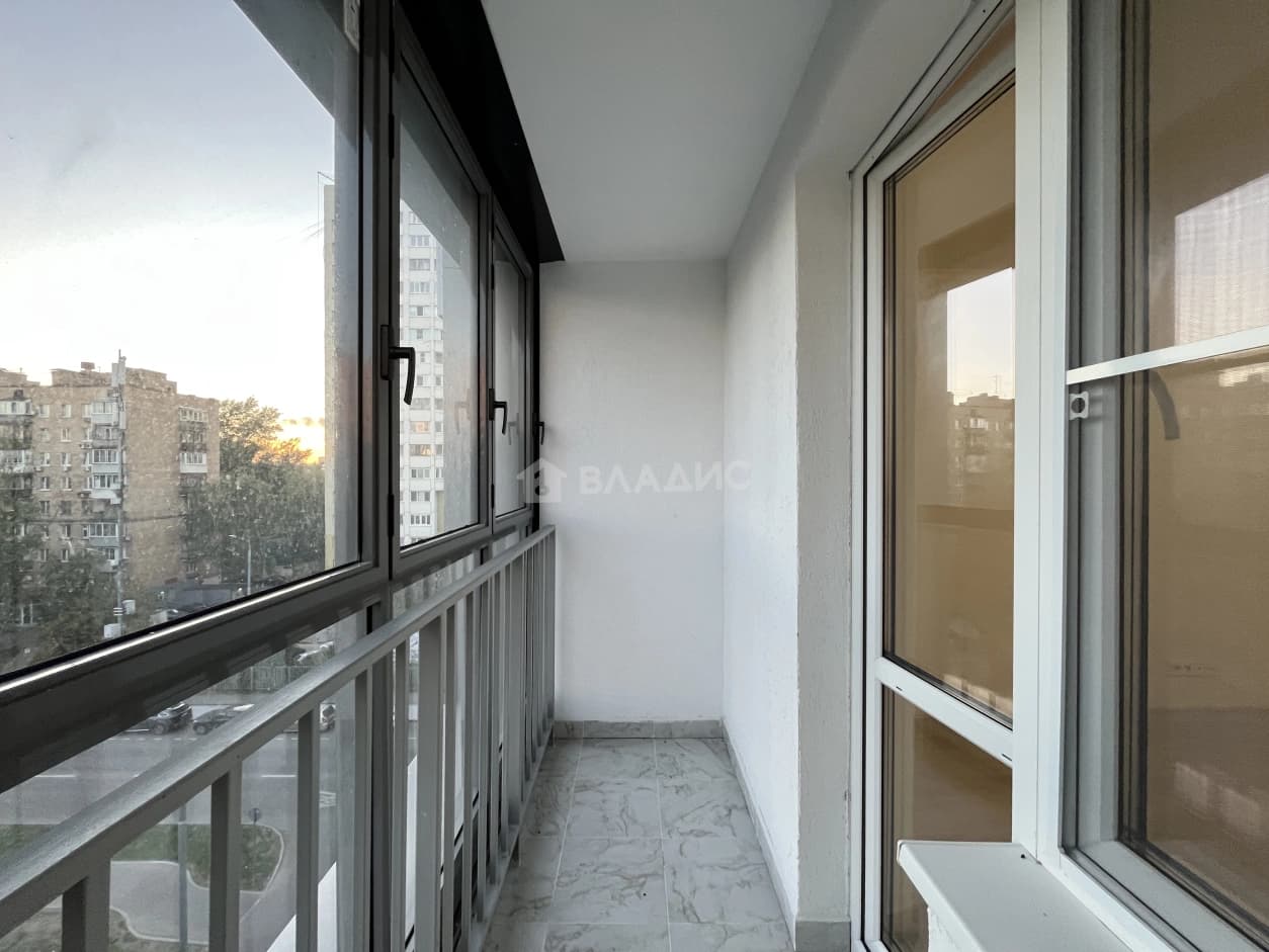 Photo 4
