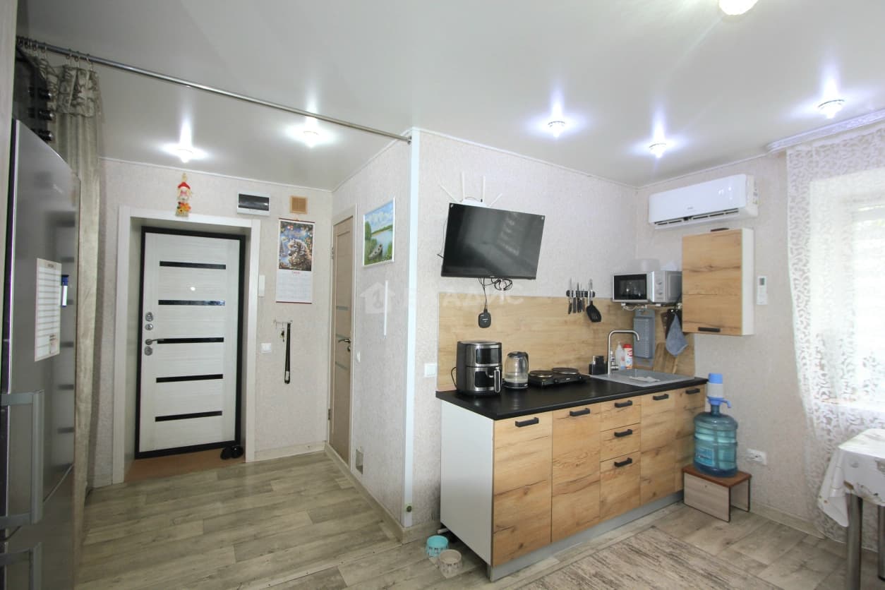 Photo 6