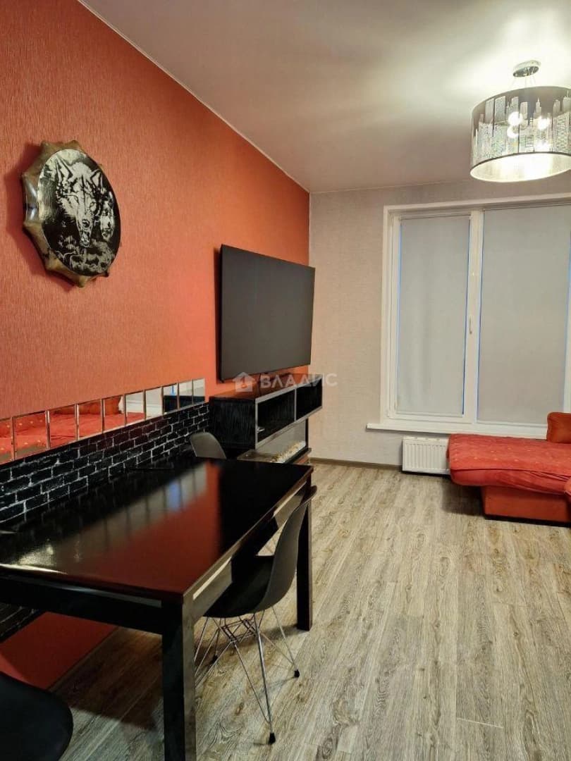 Photo 6