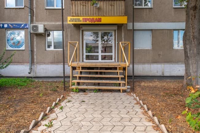 Купить коммерческую недвижимость в Оренбургской области. Вариант № 2316354, 0, площадь - квм, цена 6500000 рублей