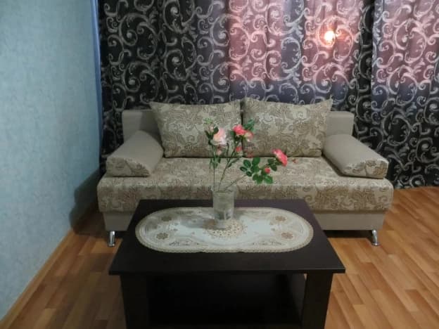 Снять однокомнатную квартиру в Микрорайоне 3-й, Тобольск в Тобольске. Вариант № 1025428, 0, площадь - квм, цена 30000 рублей