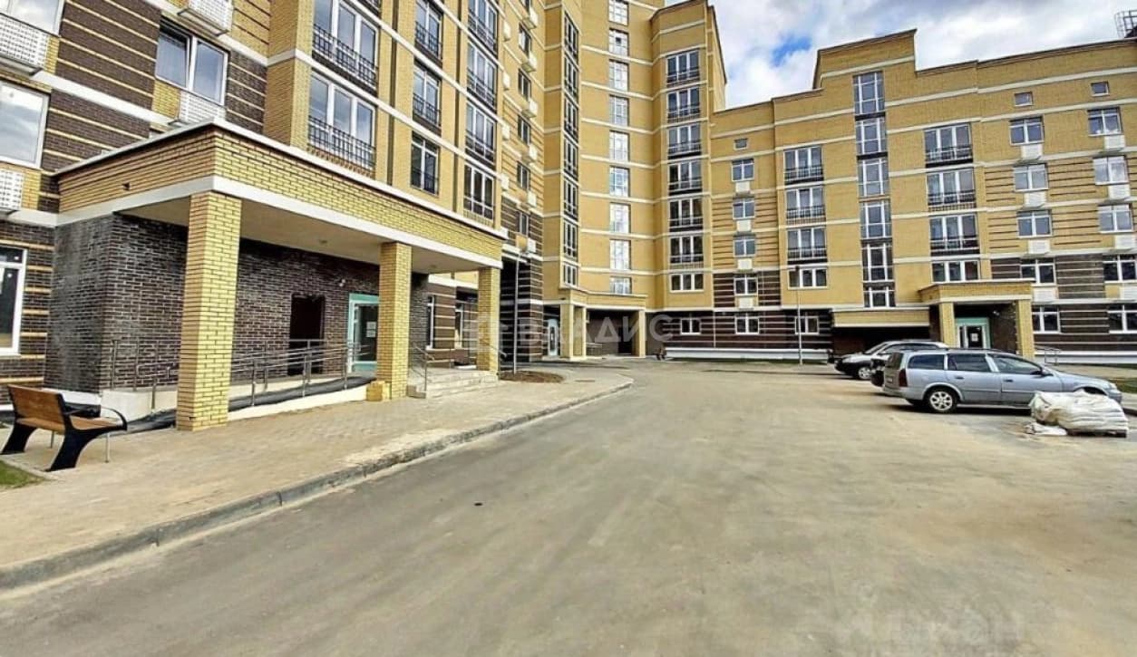 Photo 3