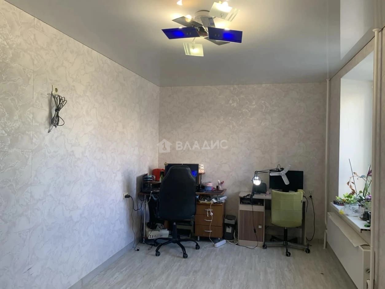 Photo 12
