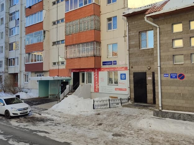 Купить коммерческую недвижимость свободного назначения в Тобольске. Вариант № 2036098, 1, площадь - квм, цена 8000000 рублей