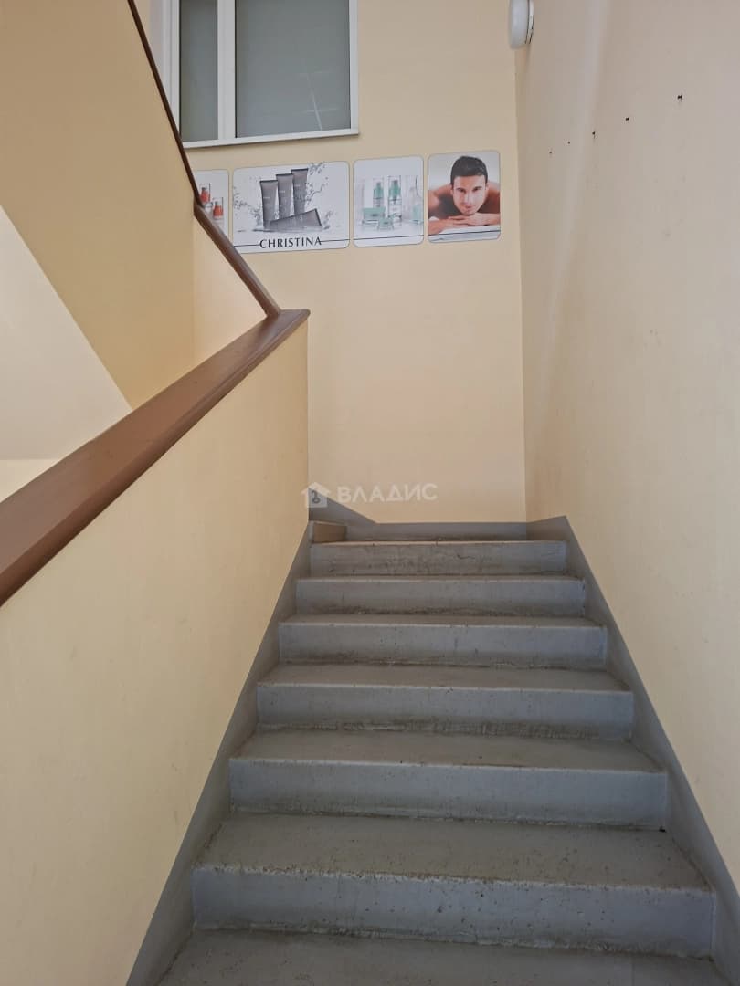 Photo 33