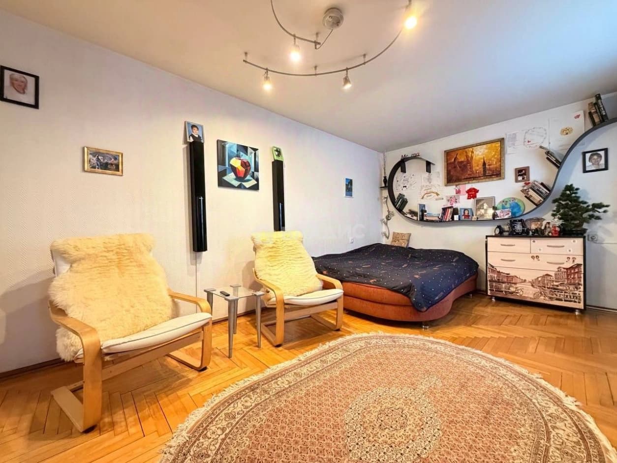 Photo 7