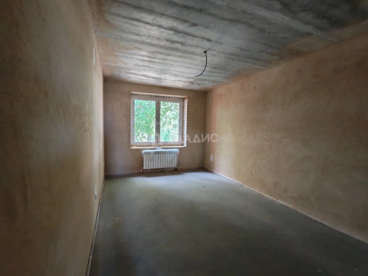 Photo 33