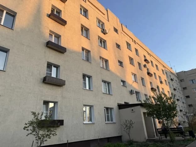 Купить двухкомнатную квартиру на вторичке в ЖК Московский квартал в Воронеже. Вариант № 2194563, 1, площадь - квм, цена 2000000 рублей
