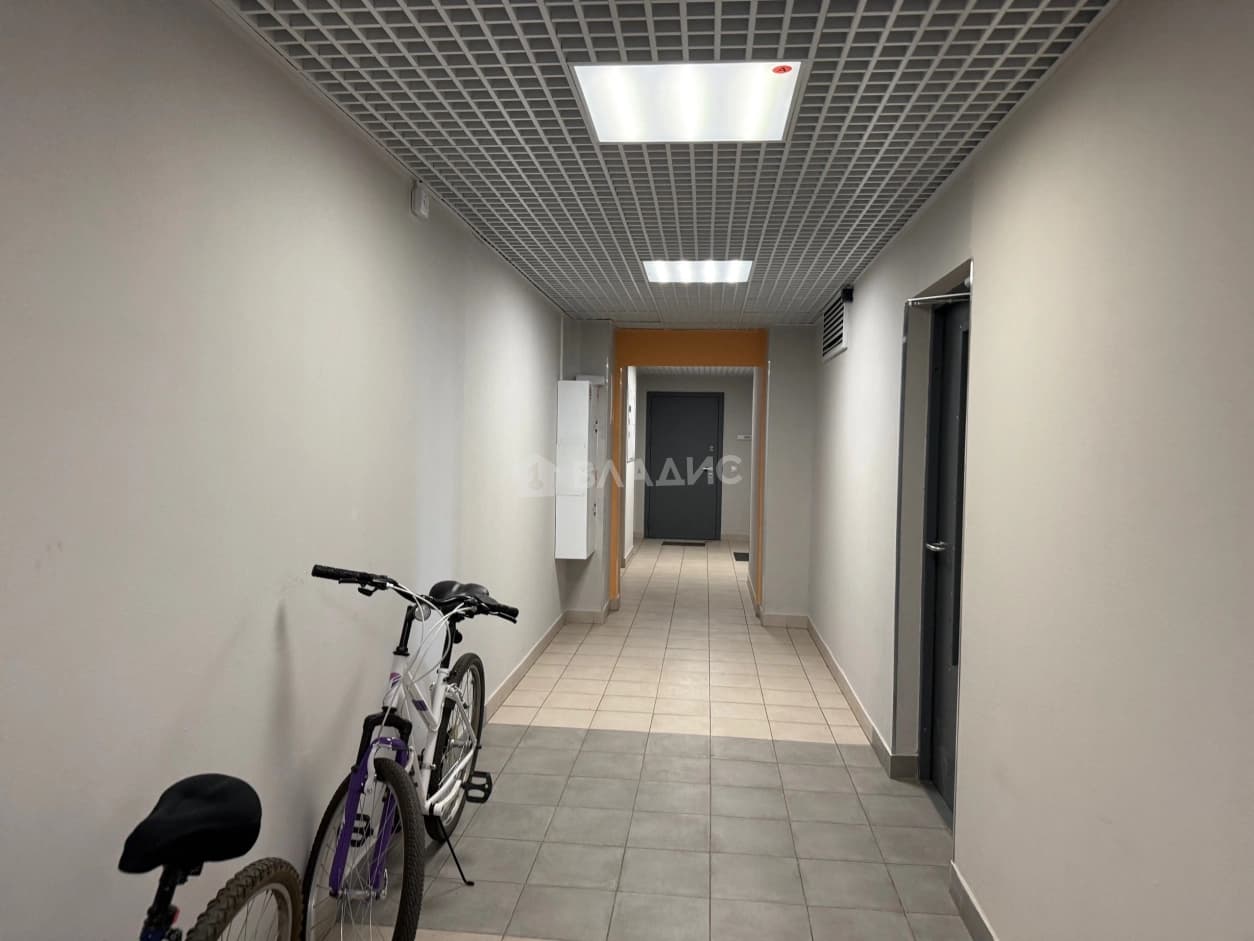 Photo 18