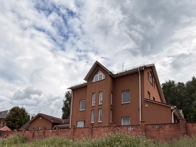 Купить дом в Деревне Хуторе Покровском в Рославльском Муниципальном Округе в Смоленской области. Вариант № 2319960, 0, площадь - квм, цена 45000000 рублей