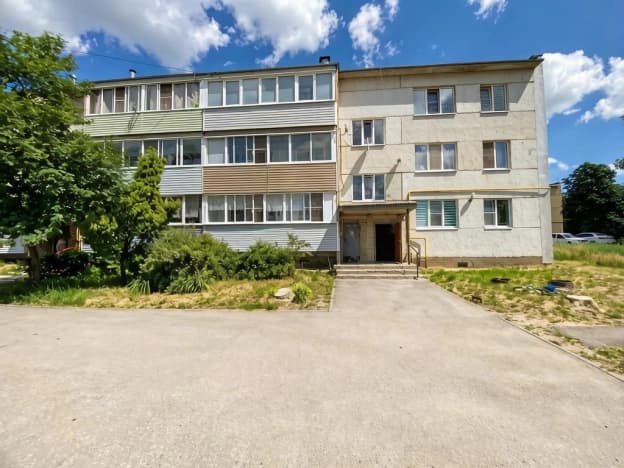 Купить трехкомнатную квартиру на вторичке в ЖК Есенин в Рязани. Вариант № 2213413, 0, площадь - квм, цена 2460000 рублей