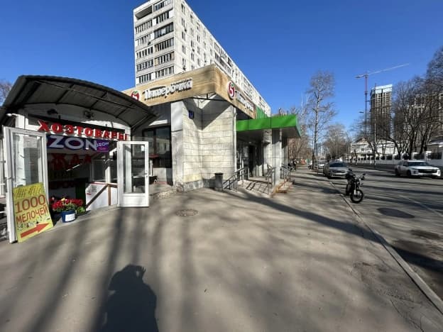 Снять коммерческую недвижимость свободного назначения на улице Краснодарская в Москве. Вариант № 2356506, 1, площадь - квм, цена 26000 рублей