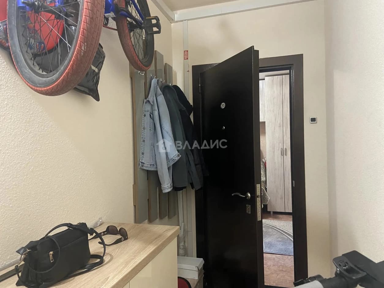 Photo 32
