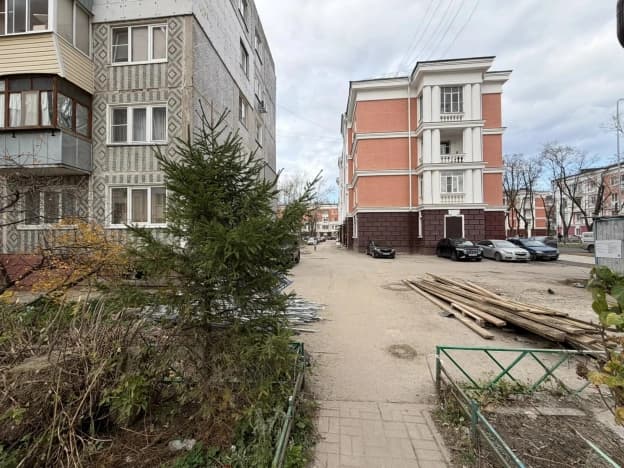 Купить однокомнатную квартиру на улице Знаменская в Калуге. Вариант № 2398521, 0, площадь - квм, цена 2990000 рублей