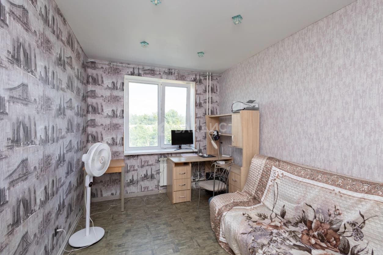 Photo 12