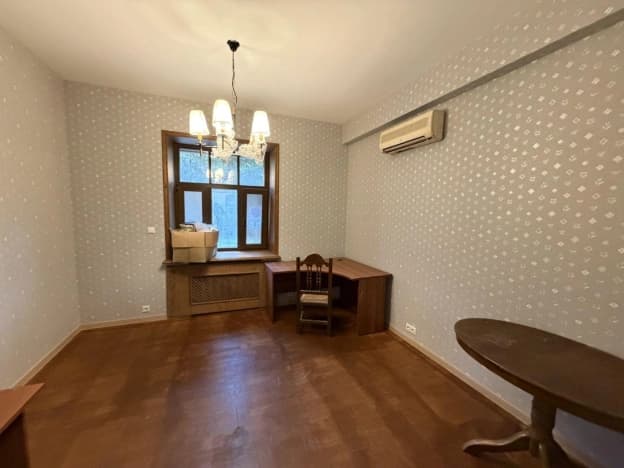 Купить трехкомнатную квартиру на улице Кулакова в Москве. Вариант № 2346344, 0, площадь - квм, цена 31900000 рублей
