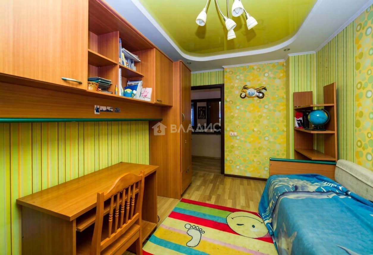 Photo 8