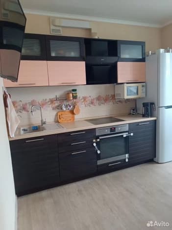 Купить квартиру с мебелью в Старом Осколе. Вариант № 2385717, 0, площадь - квм, цена 7650000 рублей