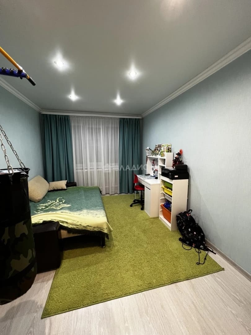 Photo 6