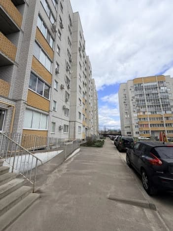 Купить однокомнатную квартиру на вторичке в ЖК Небо в Воронеже. Вариант № 2188485, 0, площадь - квм, цена 3990000 рублей