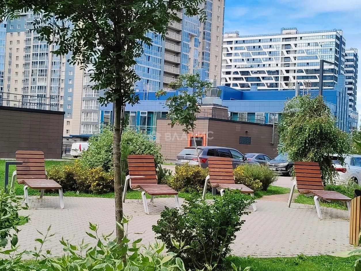 Photo 42