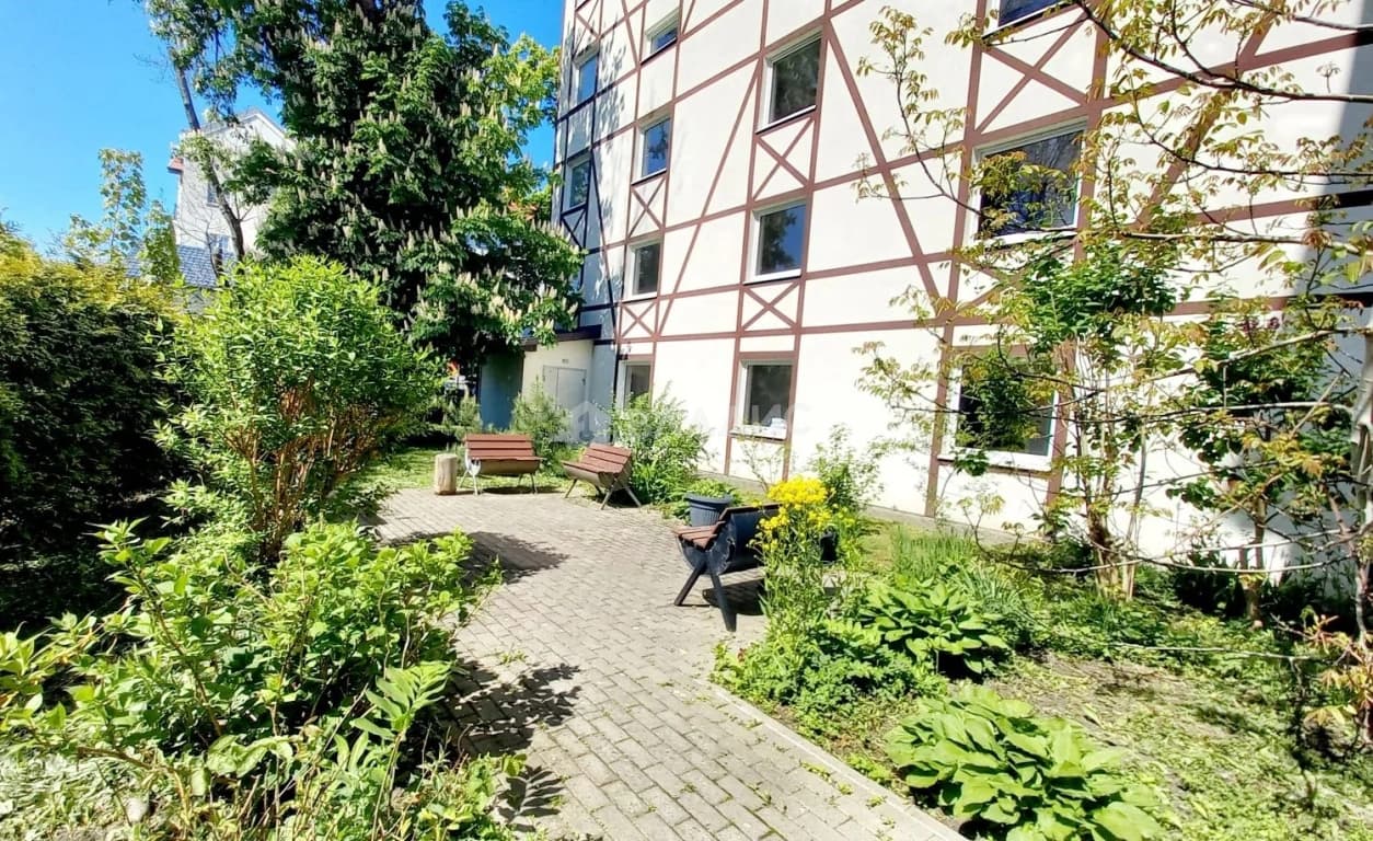 Photo 25