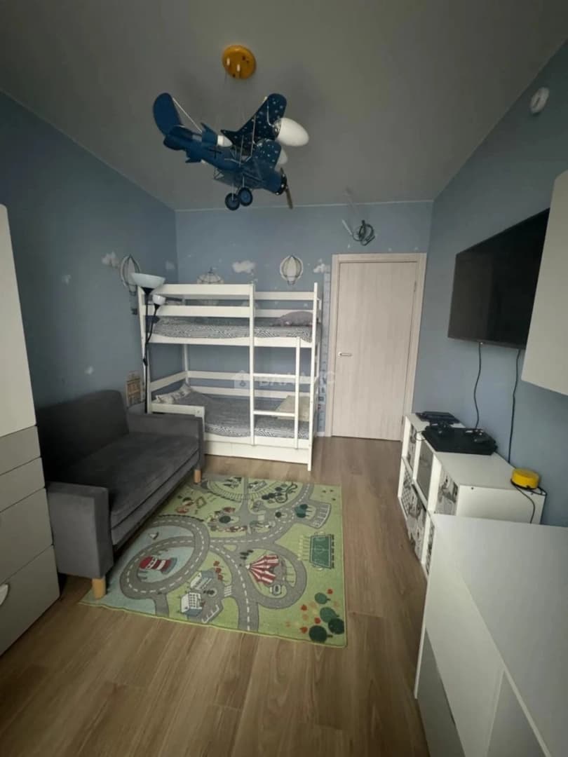 Photo 6