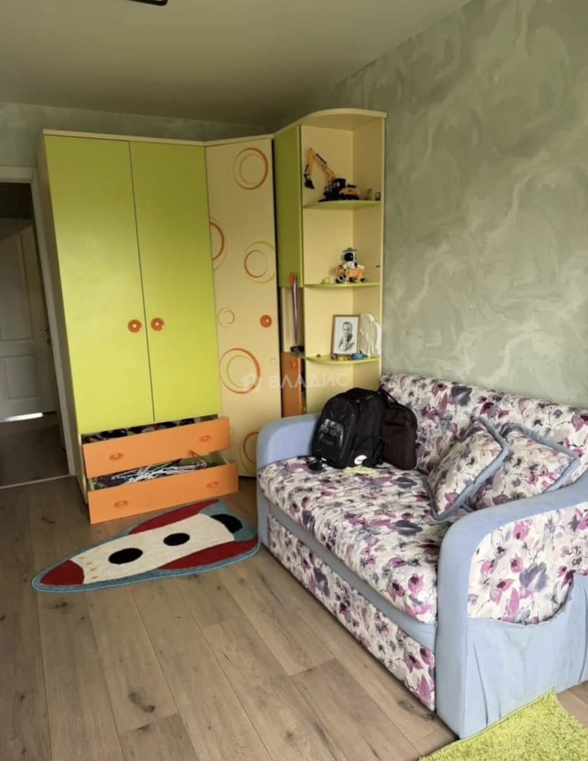 Photo 8