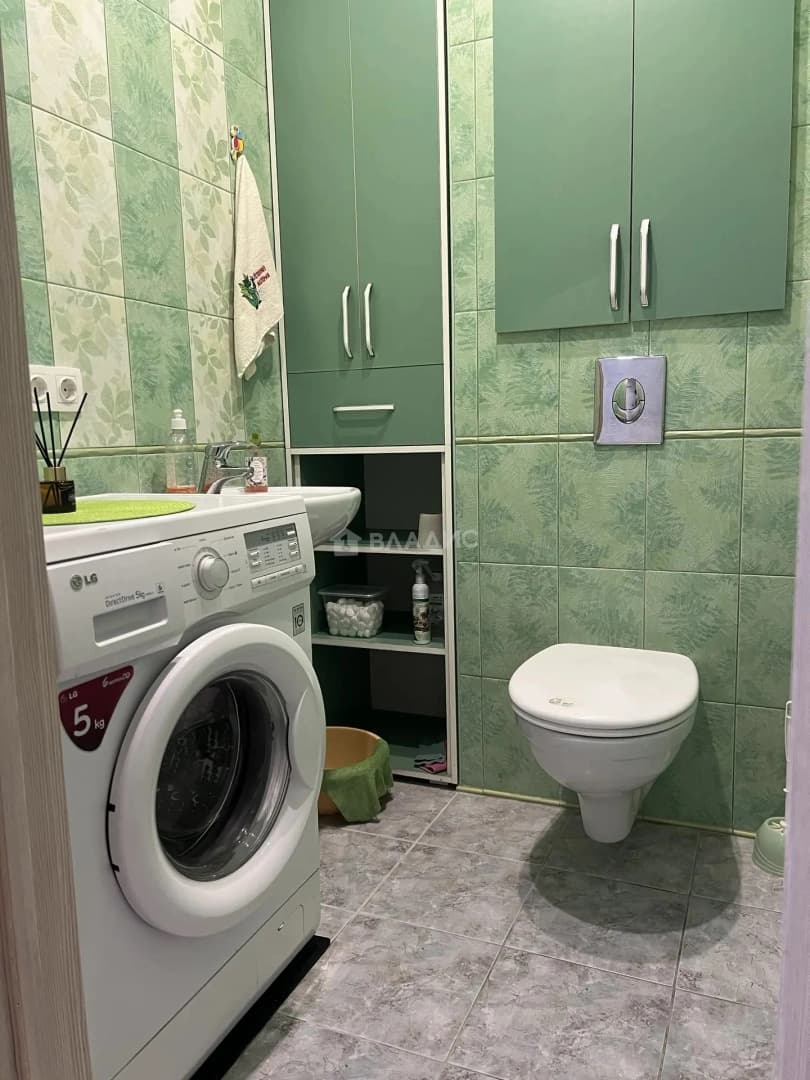 Photo 8