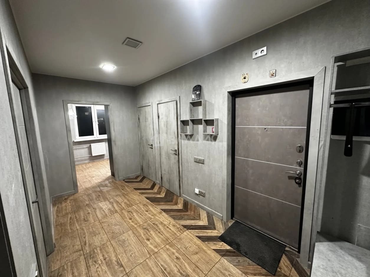 Photo 10