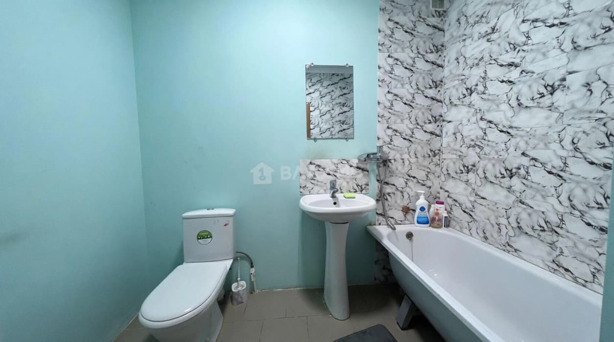 Photo 10