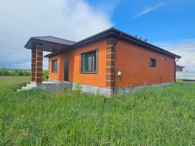 Купить дом в Корочанском районе в Белгородской области. Вариант № 2251561, 1, площадь - квм, цена 5900000 рублей