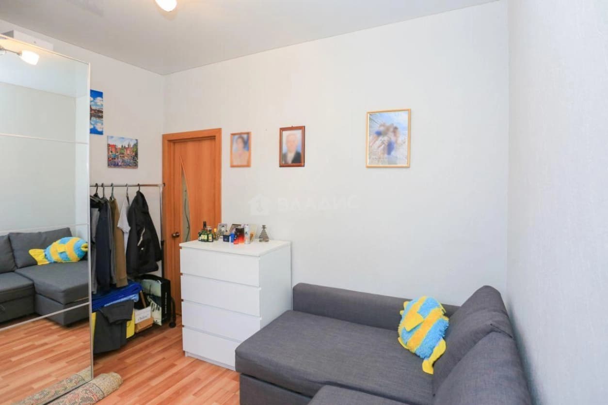 Photo 11