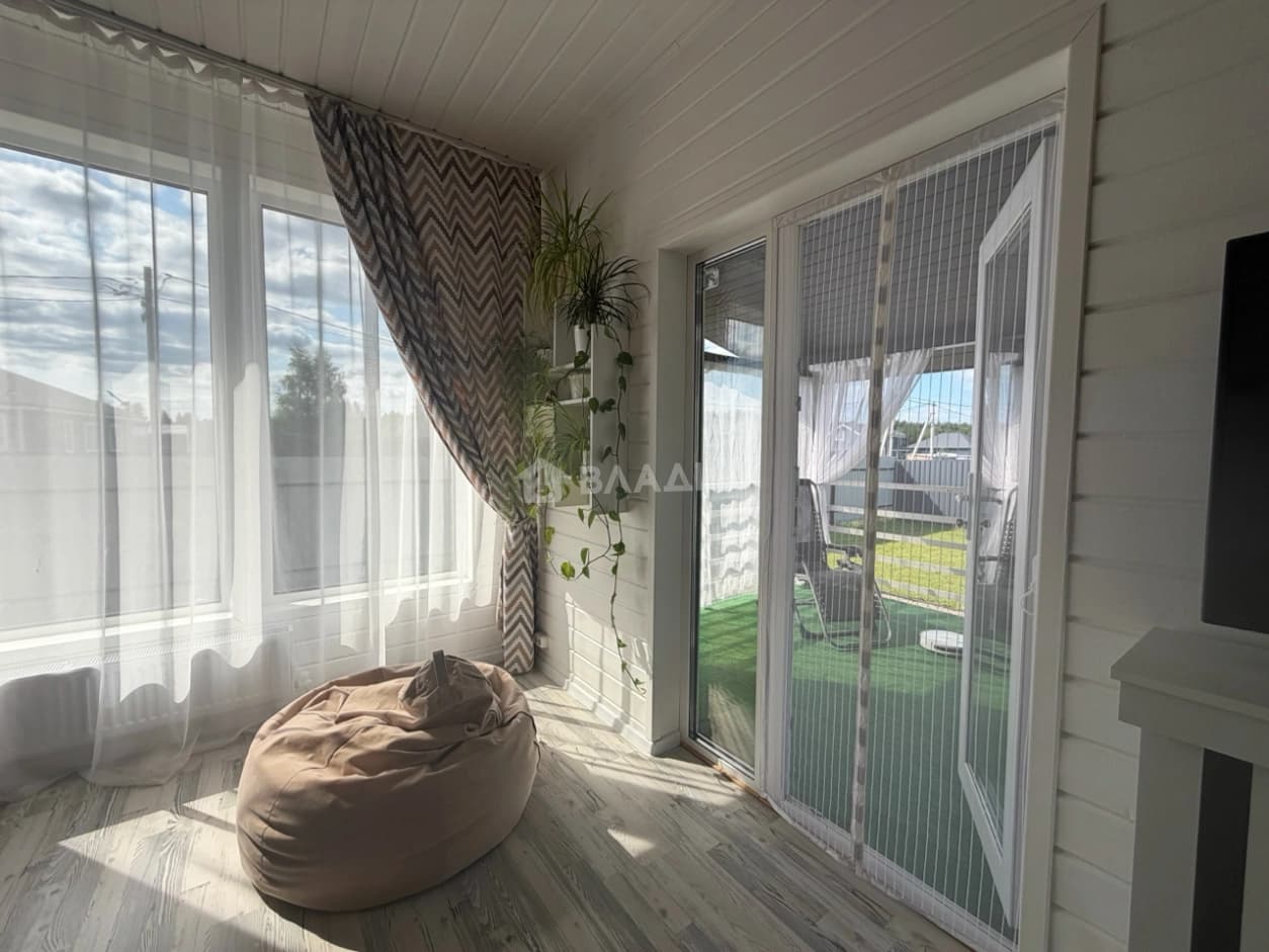 Photo 11