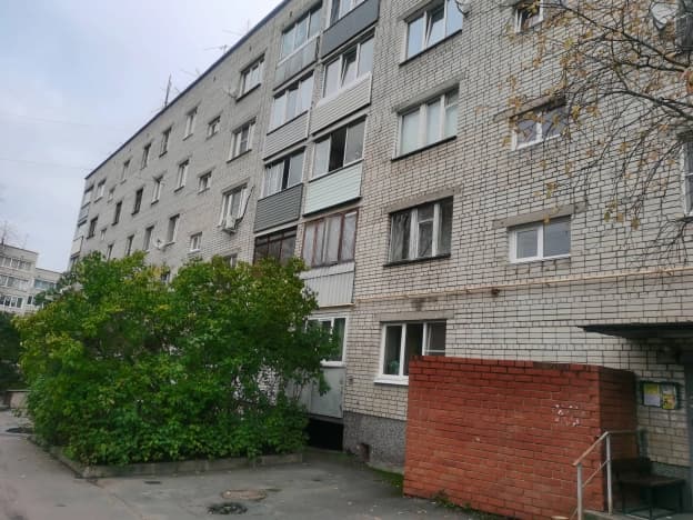 Купить квартиру в Микрорайоне Голиковка-5, район Голиковка в Петрозаводске. Вариант № 2389474, 1, площадь - квм, цена 3500000 рублей