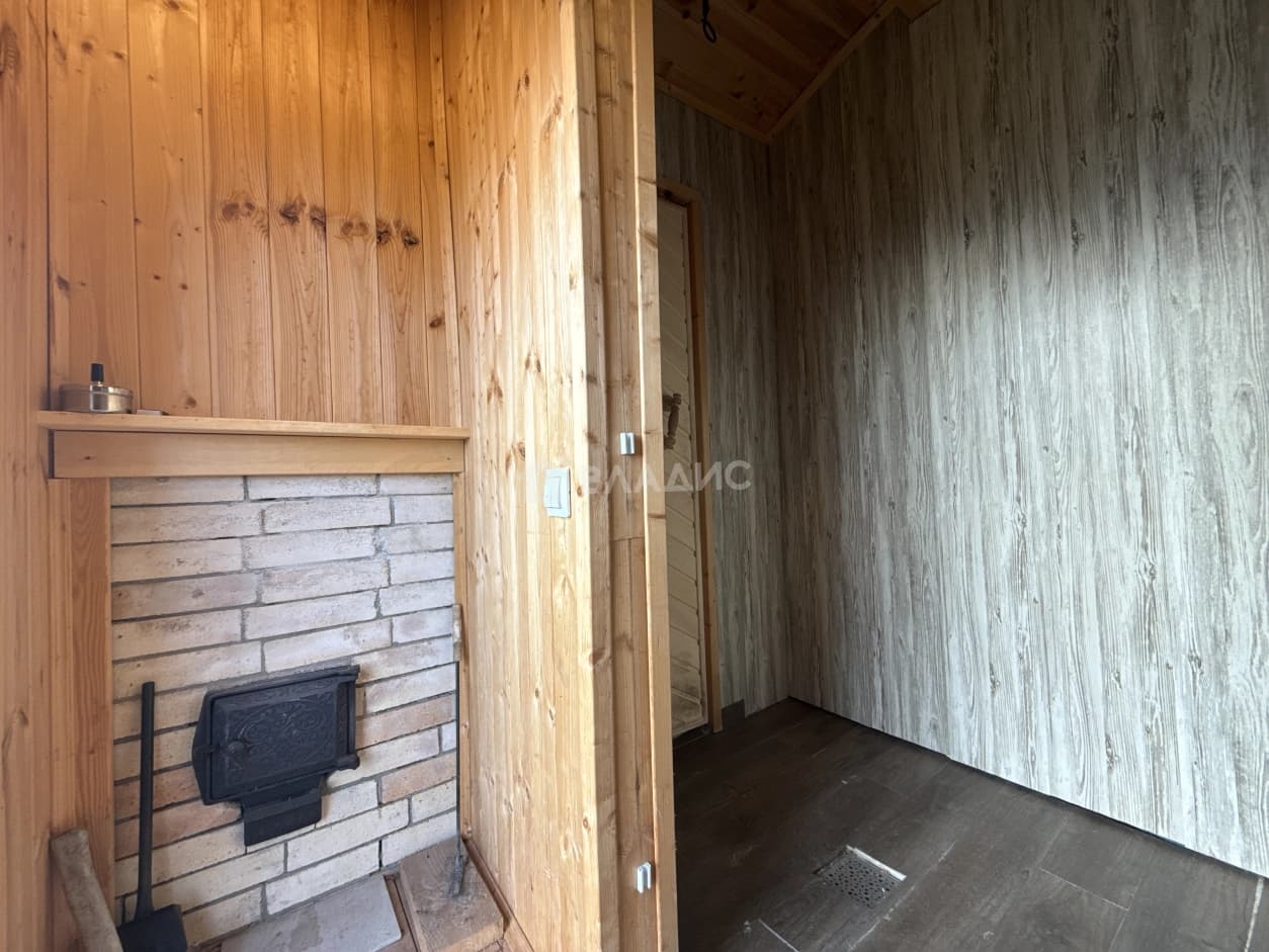 Photo 38