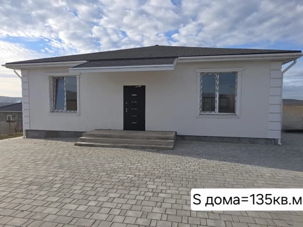 Купить дом в селе Набережное в Ленинском районе на улице Пахомова, село Набережное в Республике Крым. Вариант № 2289613, 1, площадь - квм, цена 10500000 рублей