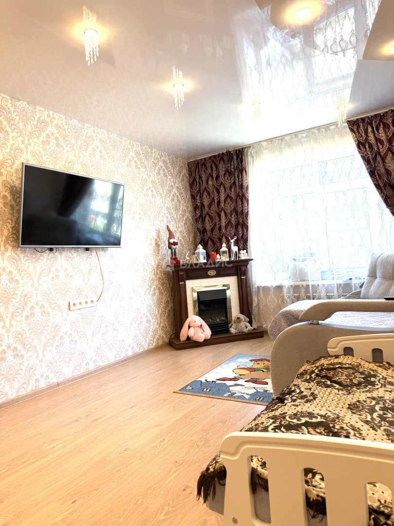 Photo 8