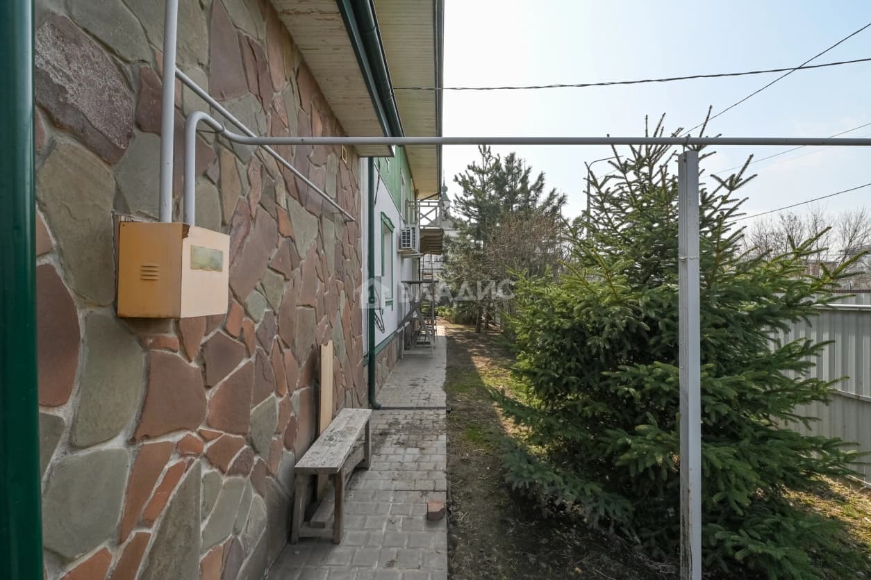 Photo 33