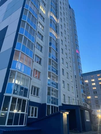 Купить однокомнатную квартиру с мебелью в Новосибирске. Вариант № 2371521, 1, площадь - квм, цена 4800000 рублей