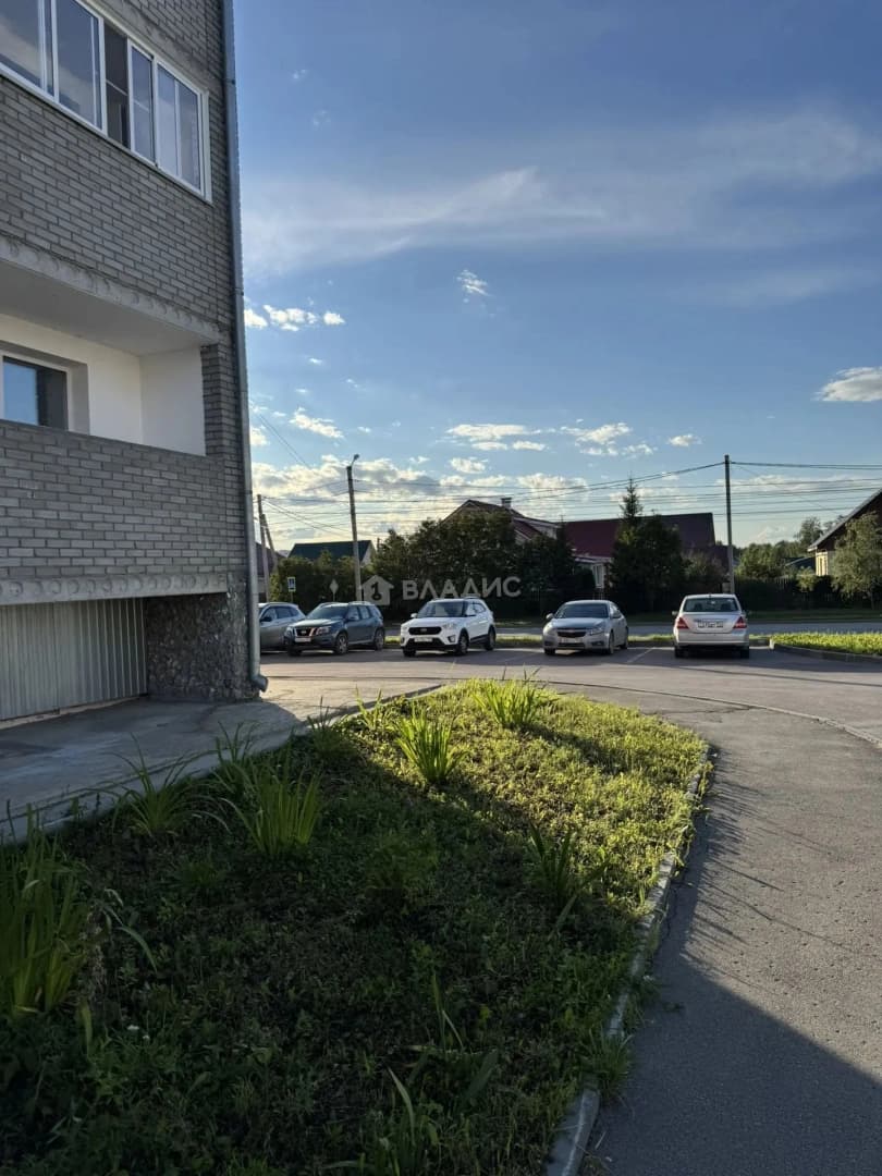Photo 25
