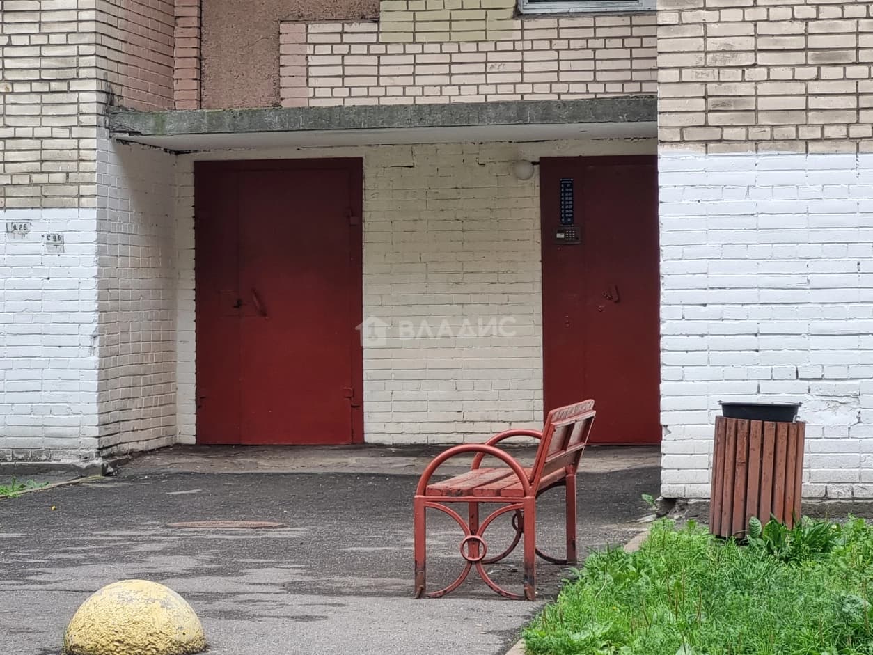 Photo 18
