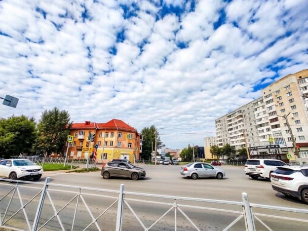 Снять коммерческую недвижимость свободного назначения на улице Краснопресненская в Омске. Вариант № 1716482, 0, площадь - квм, цена 93000 рублей