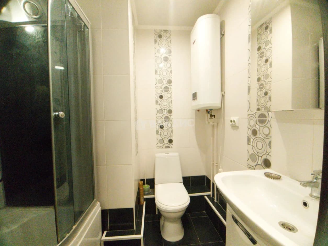 Photo 10