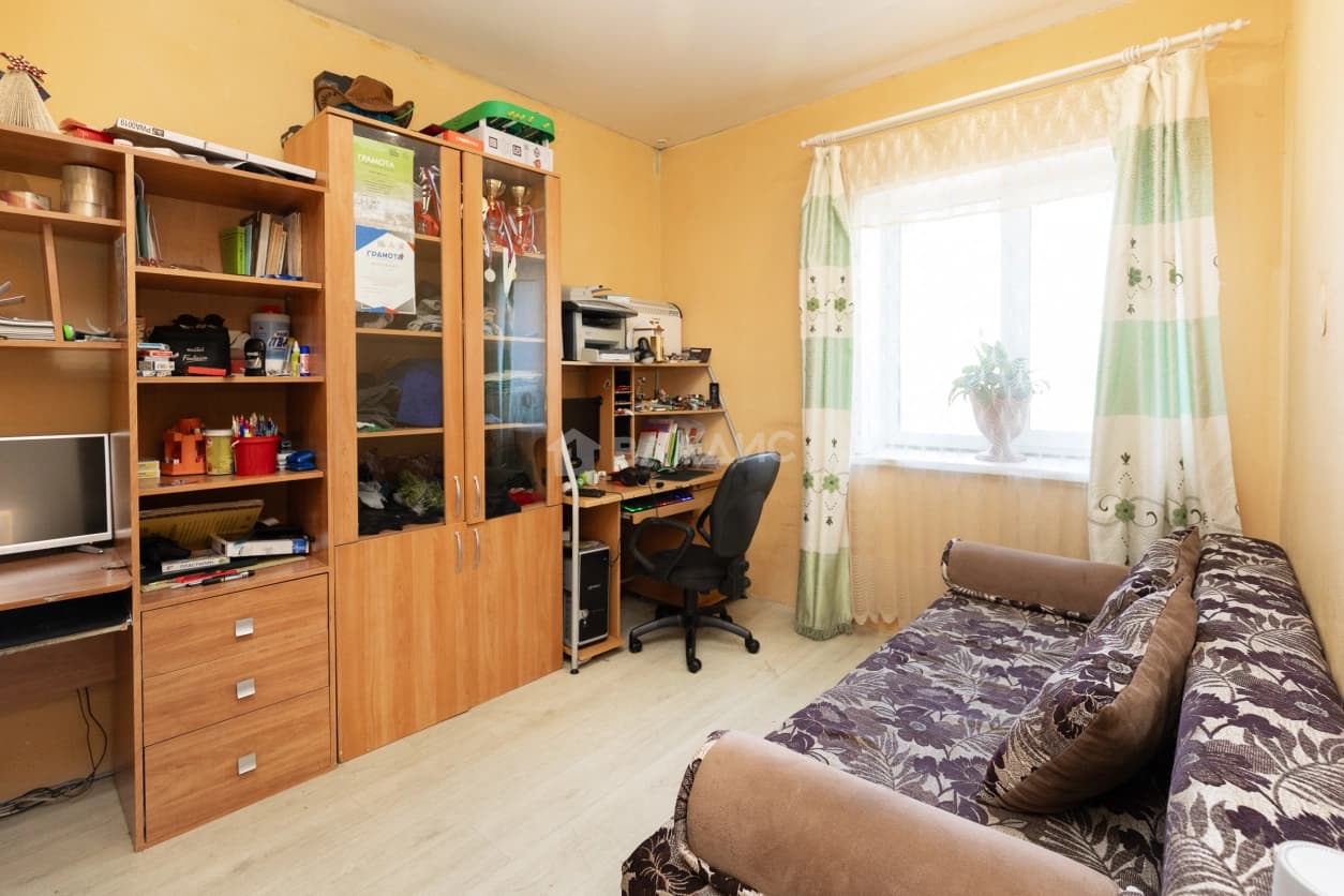 Photo 9