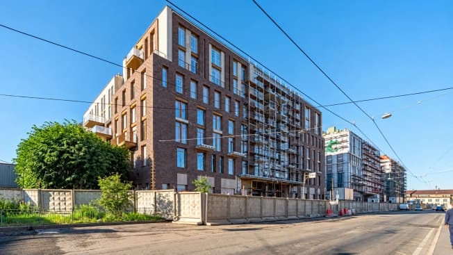 Купить квартиру на вторичке в Посёлоке Романовке в Всеволожском районе в Ленинградской области. Вариант № 2375084, 1, площадь - квм, цена 27350000 рублей