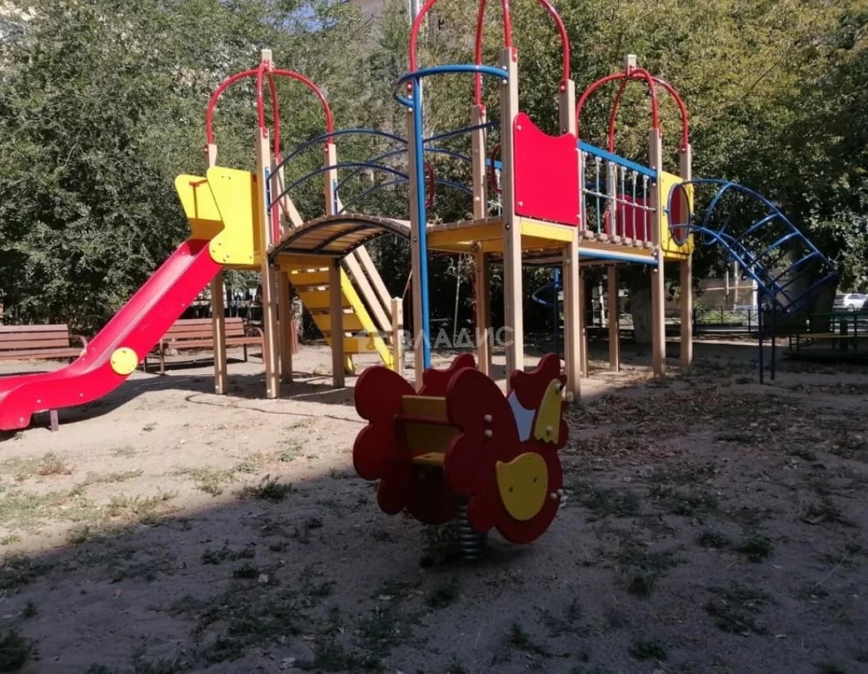 Photo 48